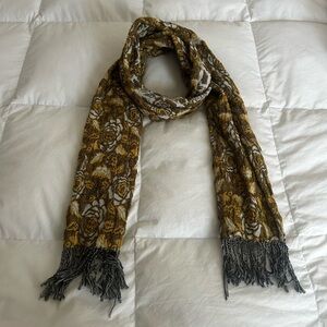 Floral Patterned Scarf with Fringe